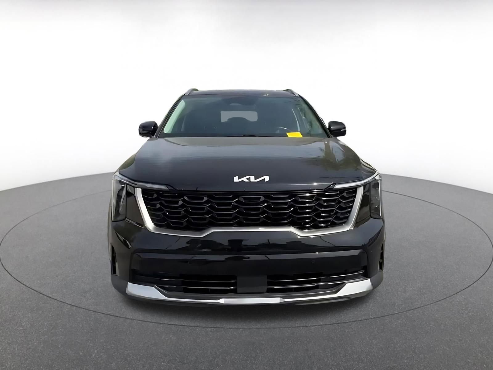 Used 2024 Kia Sorento S image 4