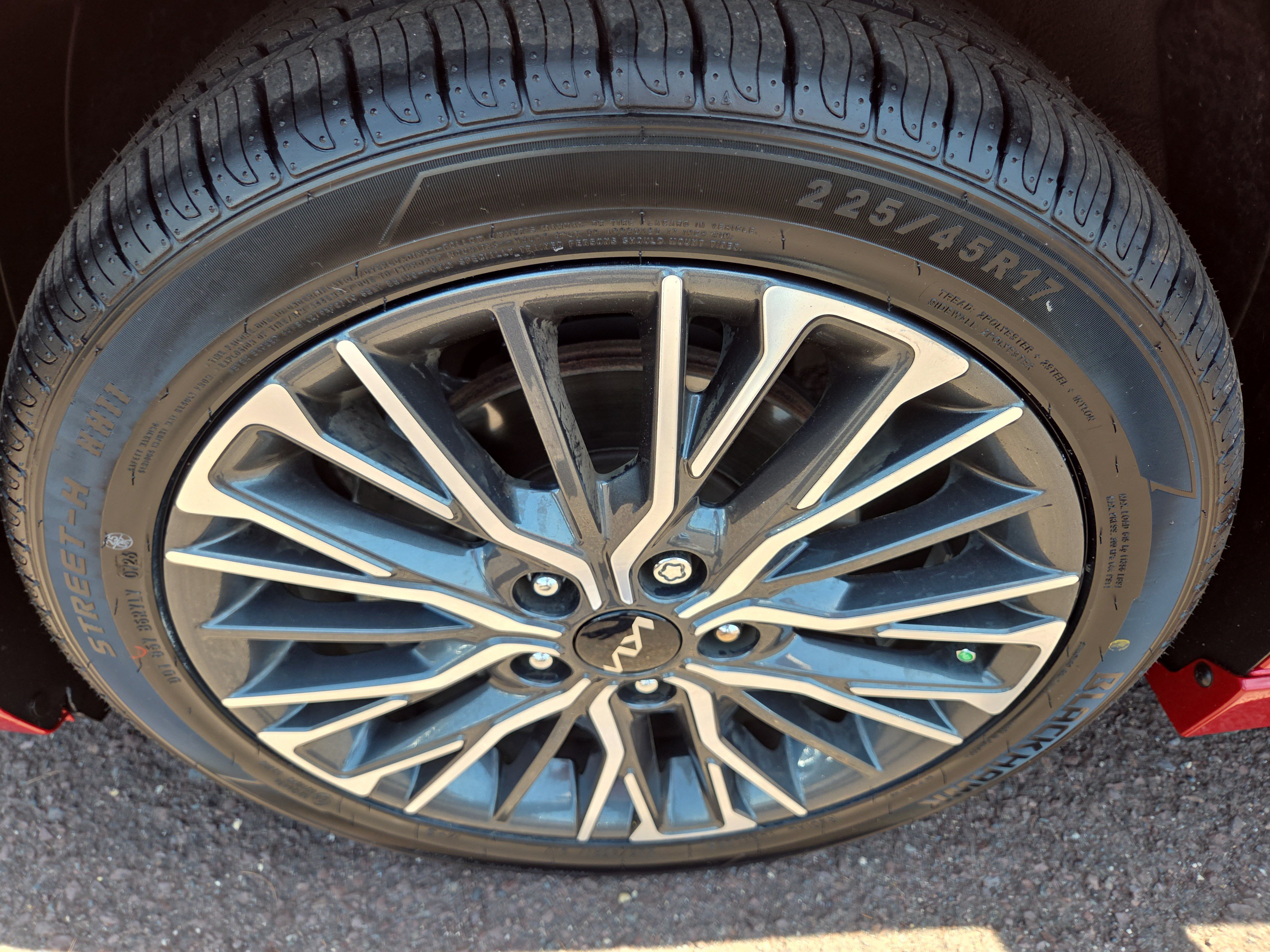 Used 2024 Kia Forte GT-Line FWD image 12