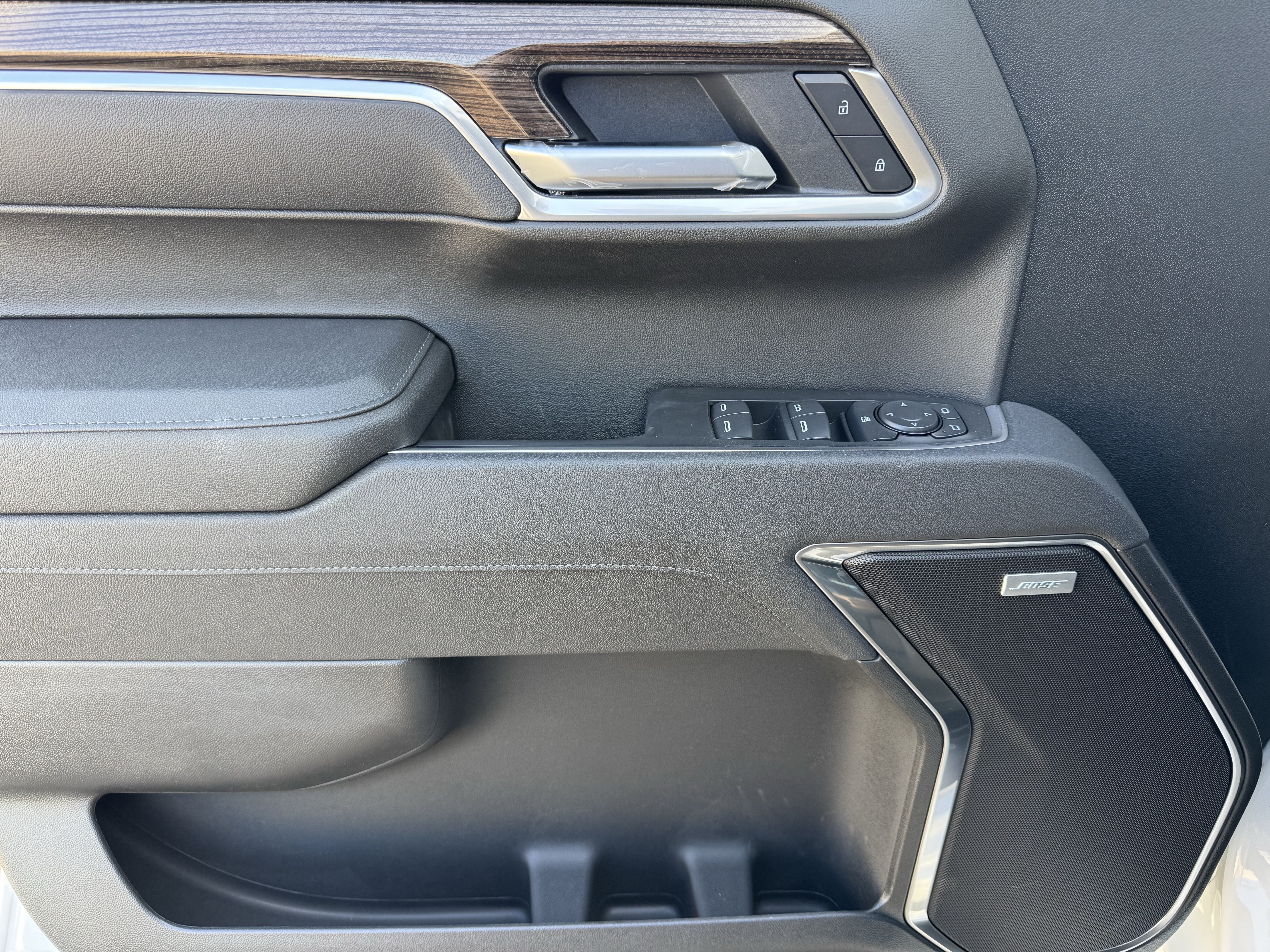New 2026 Chevrolet Silverado 1500 RST AWD/4WD image 11