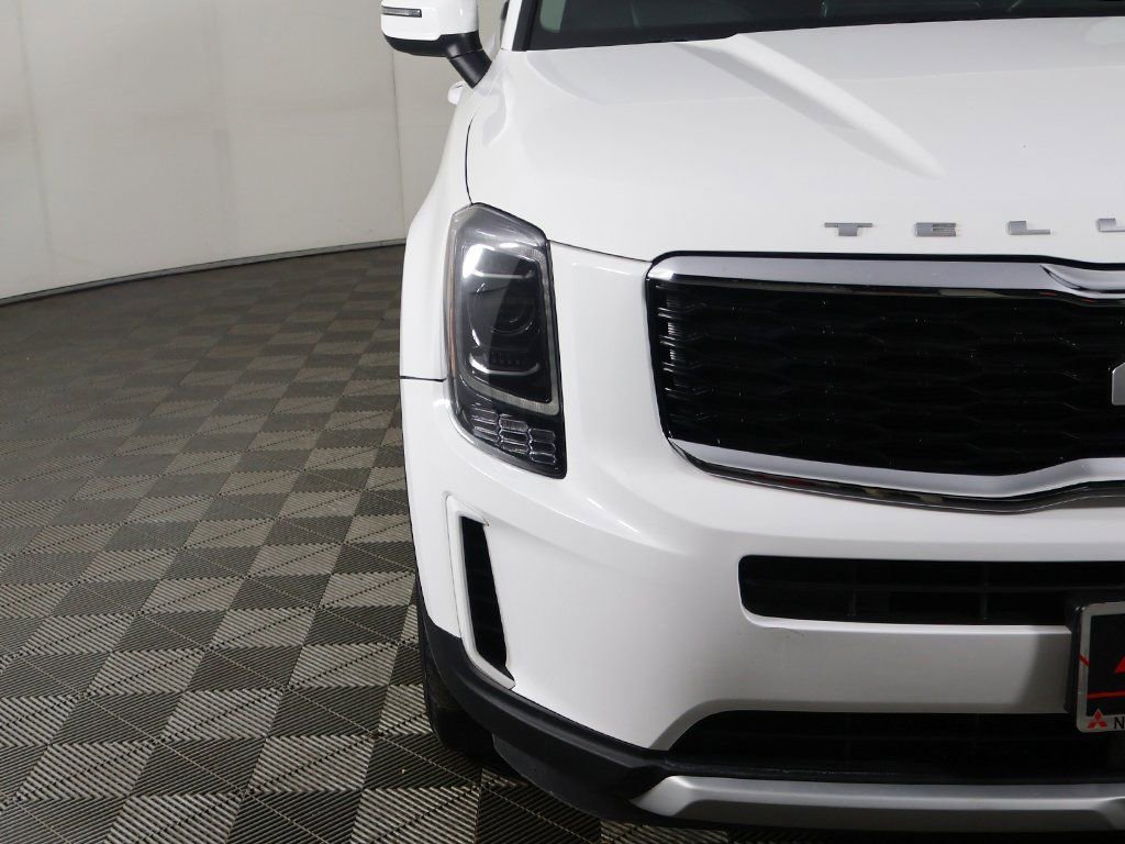 Used 2022 Kia Telluride LX image 12