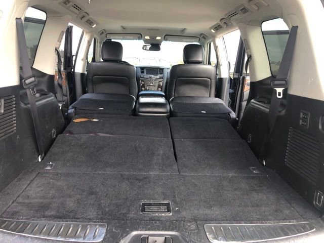 Used 2017 INFINITI QX80 2WD w/ Driver Assistance Package image 15
