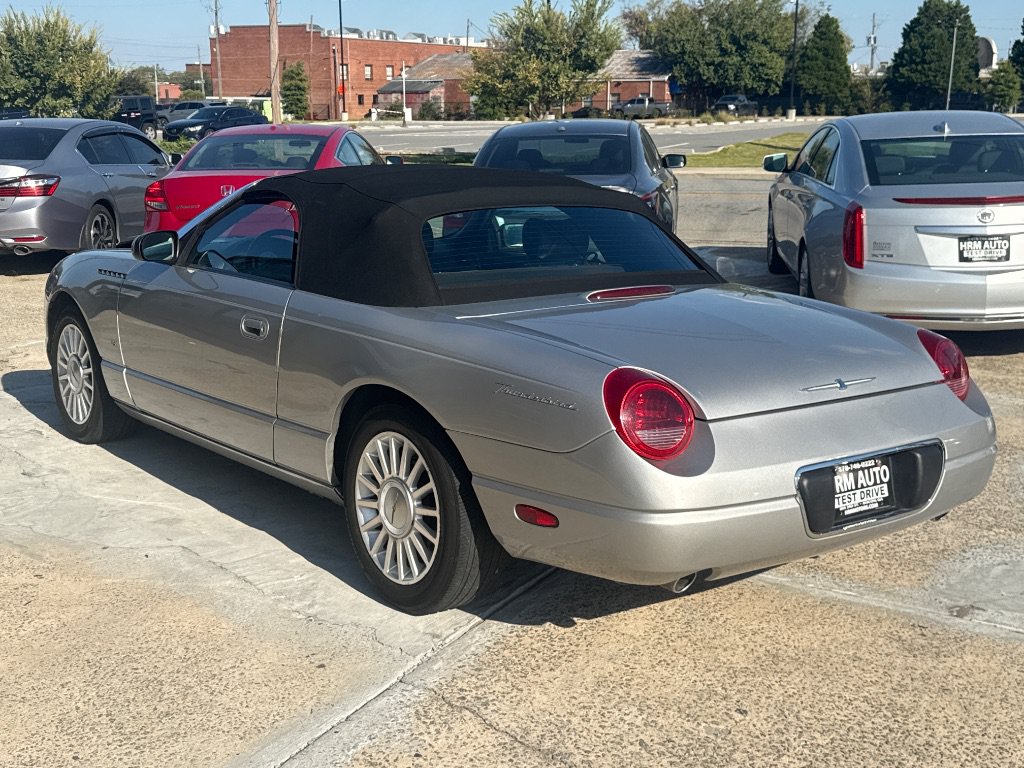 Used 2004 Ford Thunderbird RWD image 3