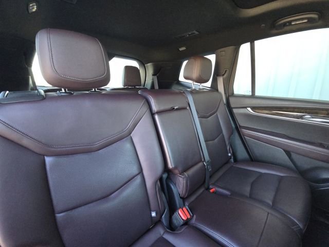 Used 2021 Cadillac XT6 Premium Luxury image 15