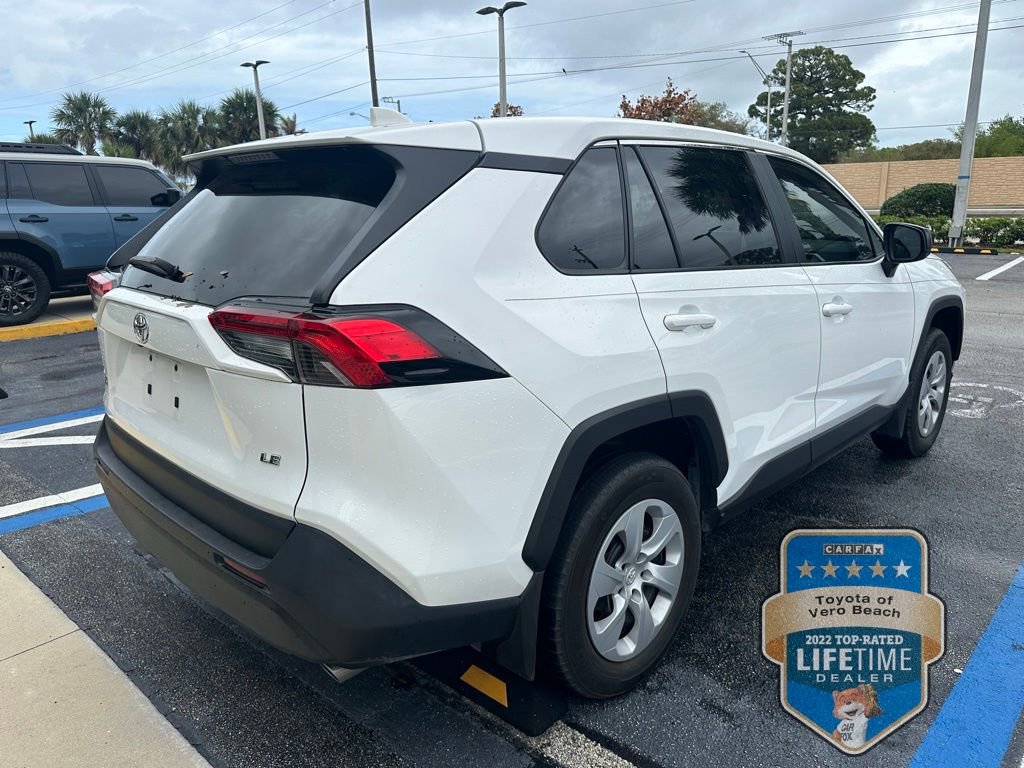 Used 2024 Toyota RAV4 LE image 4