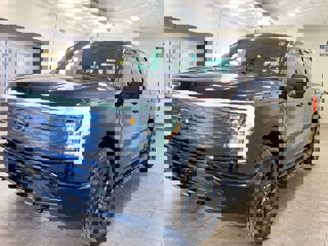 Used 2023 Ford F150 Lightning Lariat w/ Tow Technology Package image 4