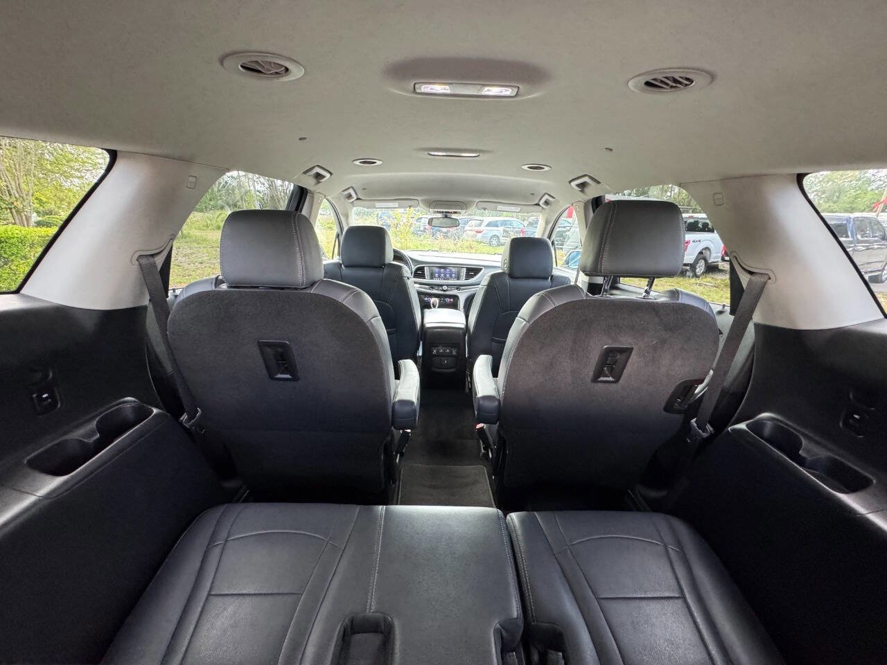 Used 2020 Buick Enclave Essence image 43