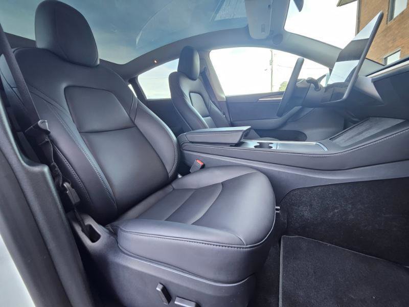 Used 2025 Tesla Model Y Long Range image 57