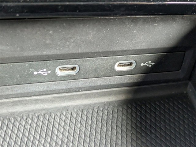 Used 2024 Volkswagen Atlas Cross Sport SE image 19