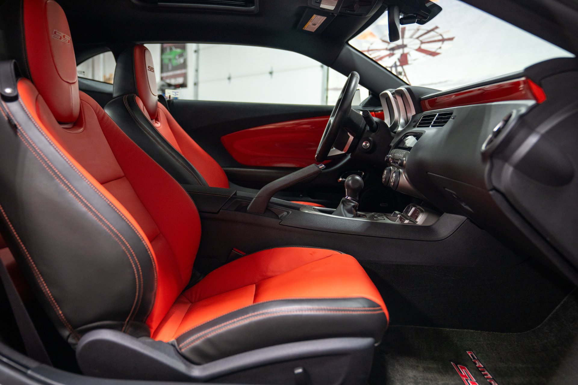 Used 2010 Chevrolet Camaro SS w/ RS Package RWD image 19