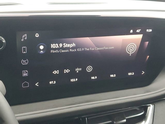 Used 2025 Buick Envista Sport Touring w/ Convenience II Package image 25