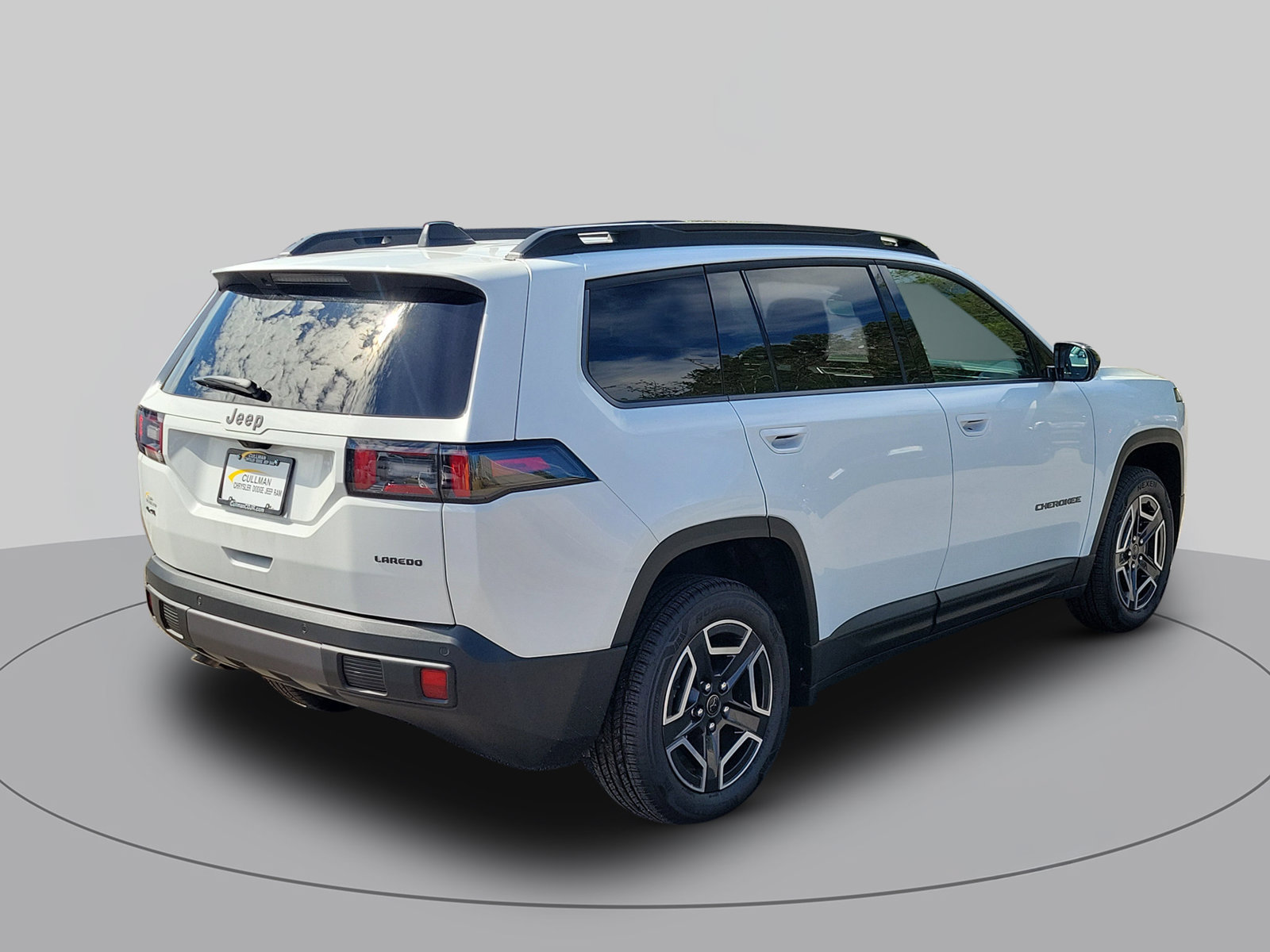 New 2026 Jeep Cherokee Laredo AWD/4WD image 3