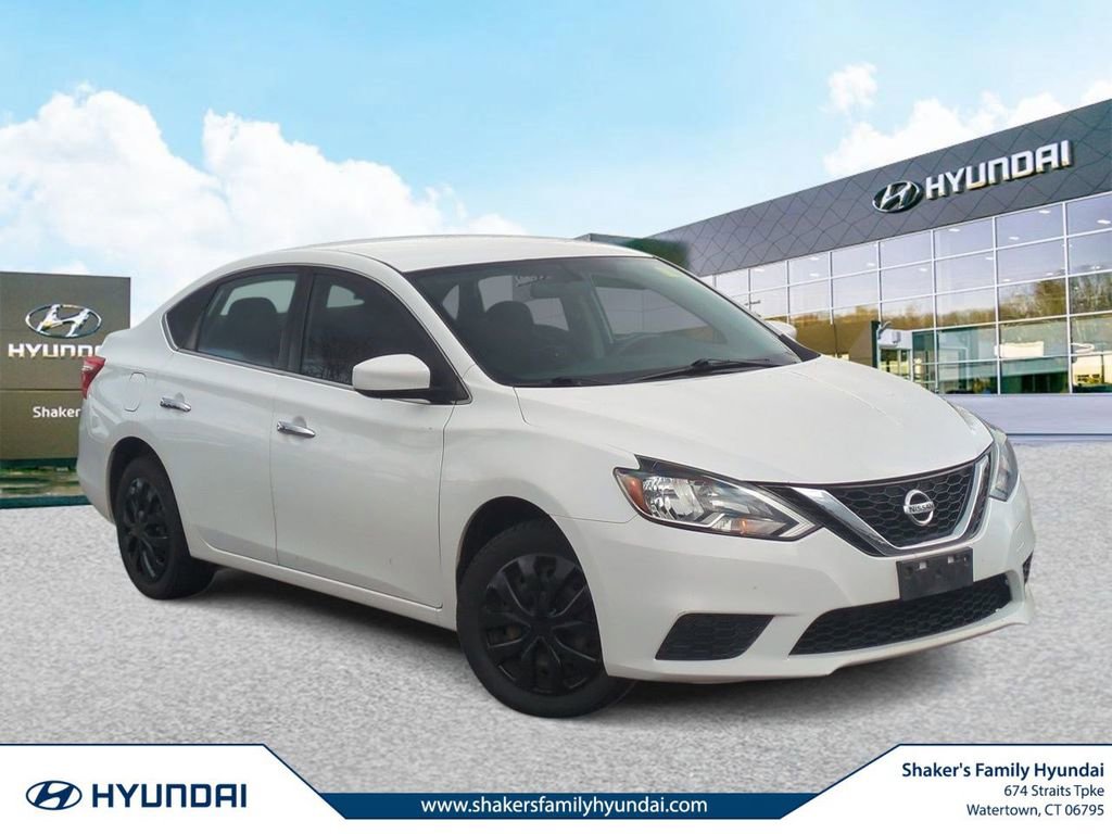 Used 2017 Nissan Sentra SV FWD image 1