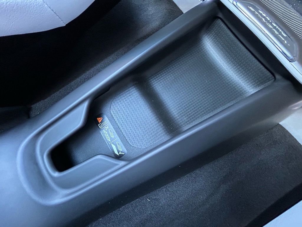 Used 2025 Chevrolet Corvette Stingray Premium Cpe w/ 3LT image 72