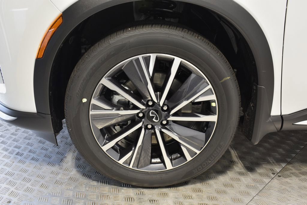 New 2026 INFINITI QX60 Luxe w/ Cargo Package image 9