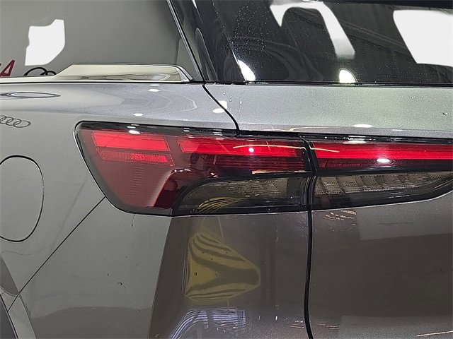 Used 2022 INFINITI QX60 Sensory w/ Cargo Package image 34