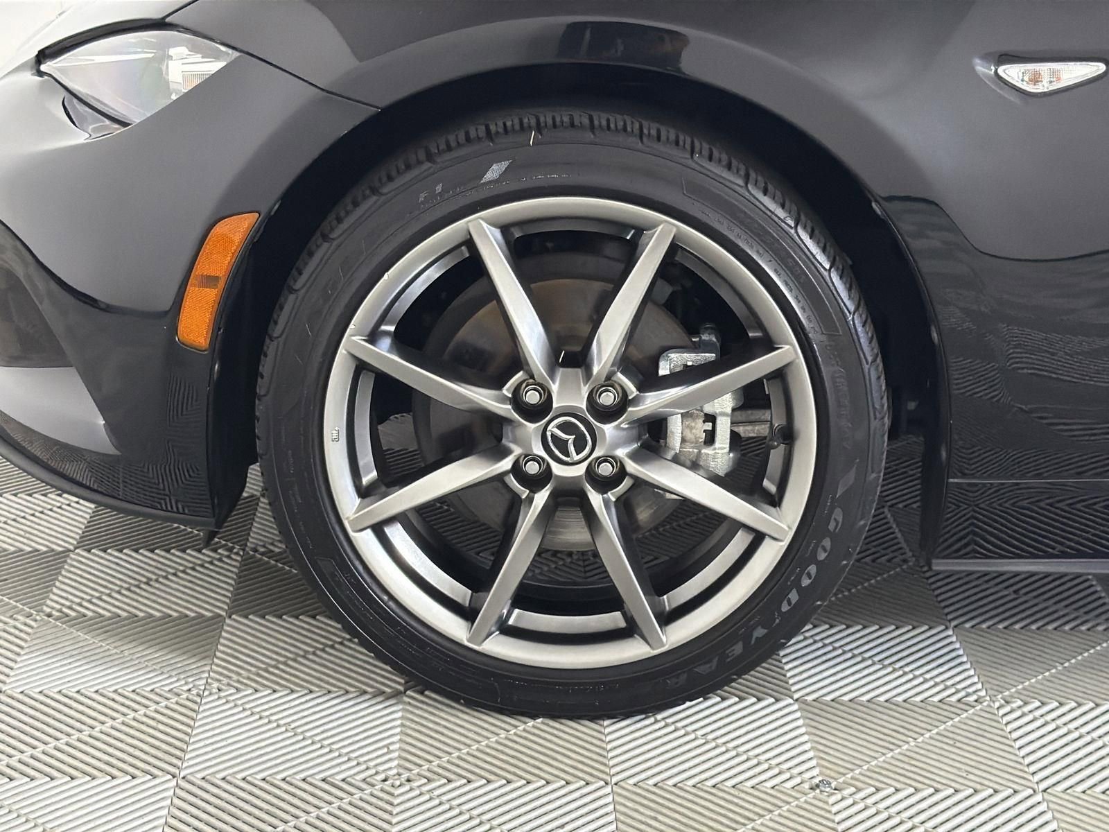 Used 2023 MAZDA MX-5 Miata Grand Touring image 30