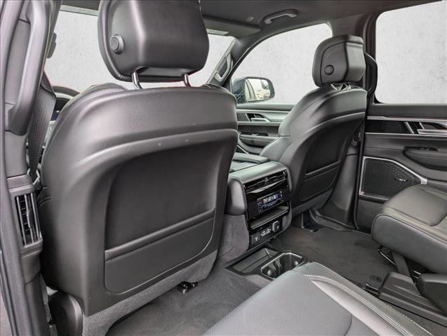 New 2025 Jeep Wagoneer Series II AWD/4WD image 21