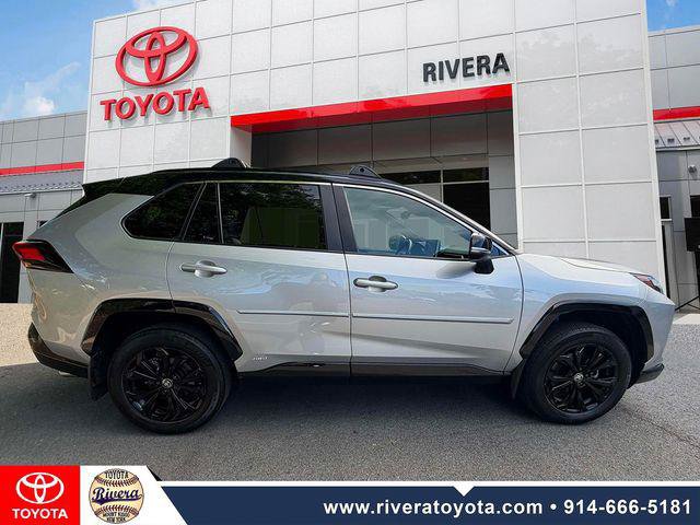 Certified 2022 Toyota RAV4 XSE AWD/4WD image 4