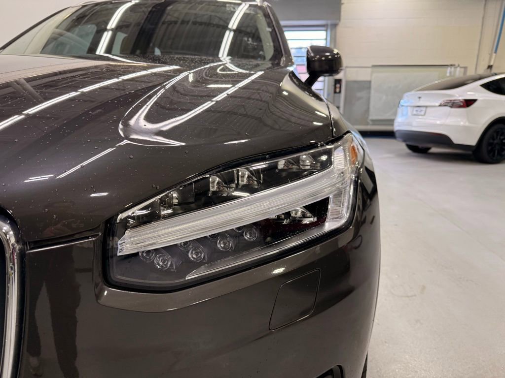 Used 2024 Volvo XC90 B6 Plus w/ Protection Package Premier image 9