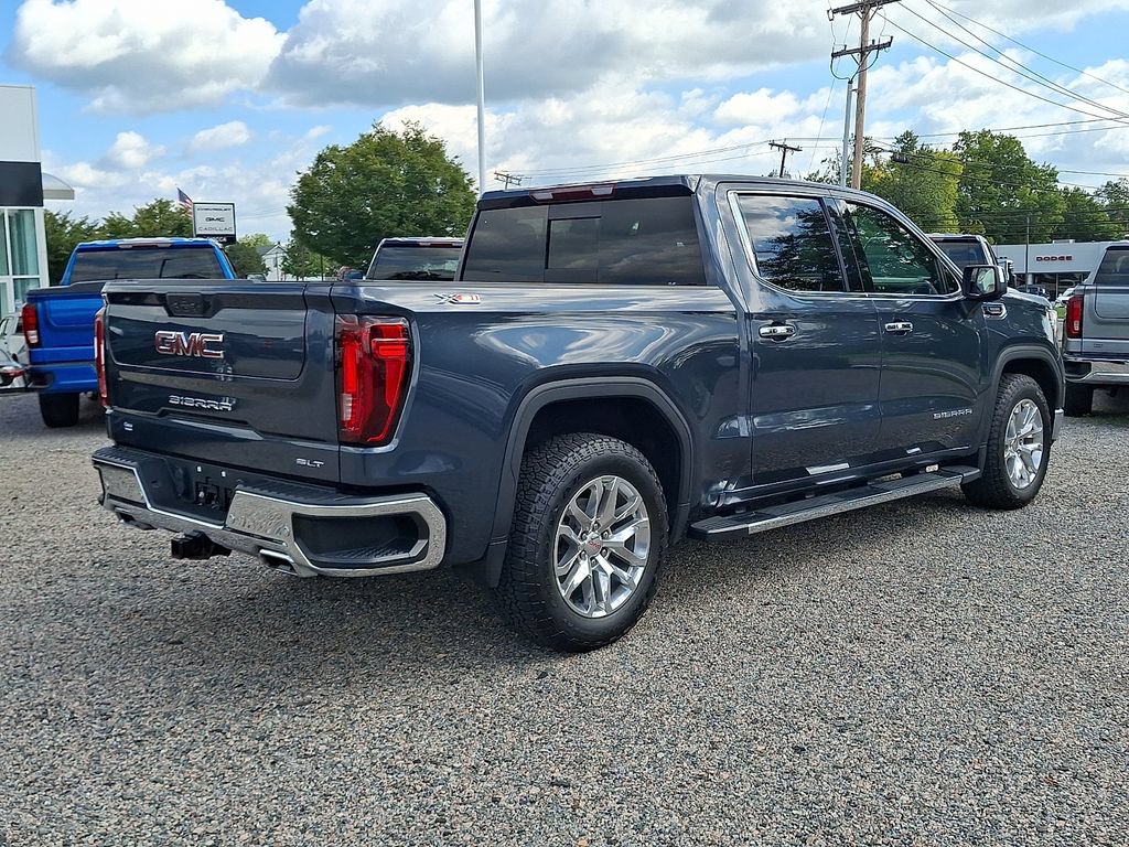 Used 2022 GMC Sierra 1500 SLT w/ SLT Premium Plus Package AWD/4WD image 9