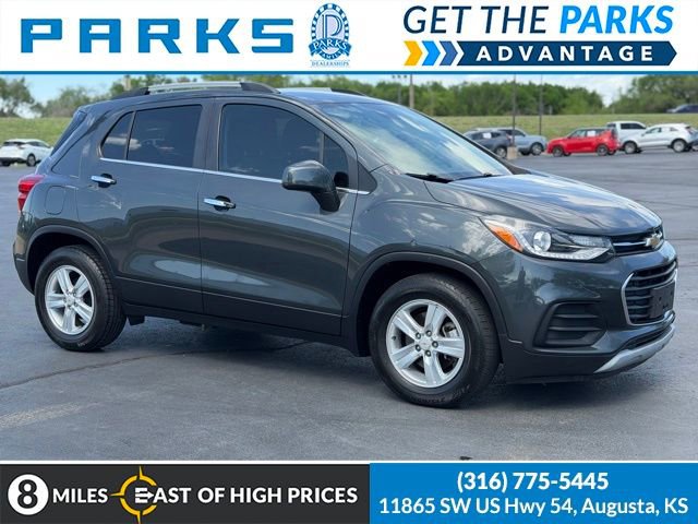 Used 2018 Chevrolet Trax LT w/ LT Convenience Package image 1