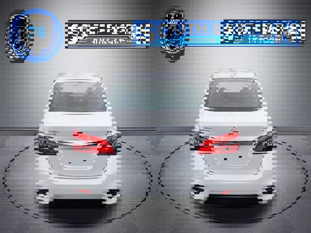 Used 2018 Nissan Sentra SV image 4