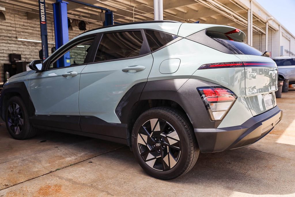 Certified 2024 Hyundai Kona SEL FWD image 8