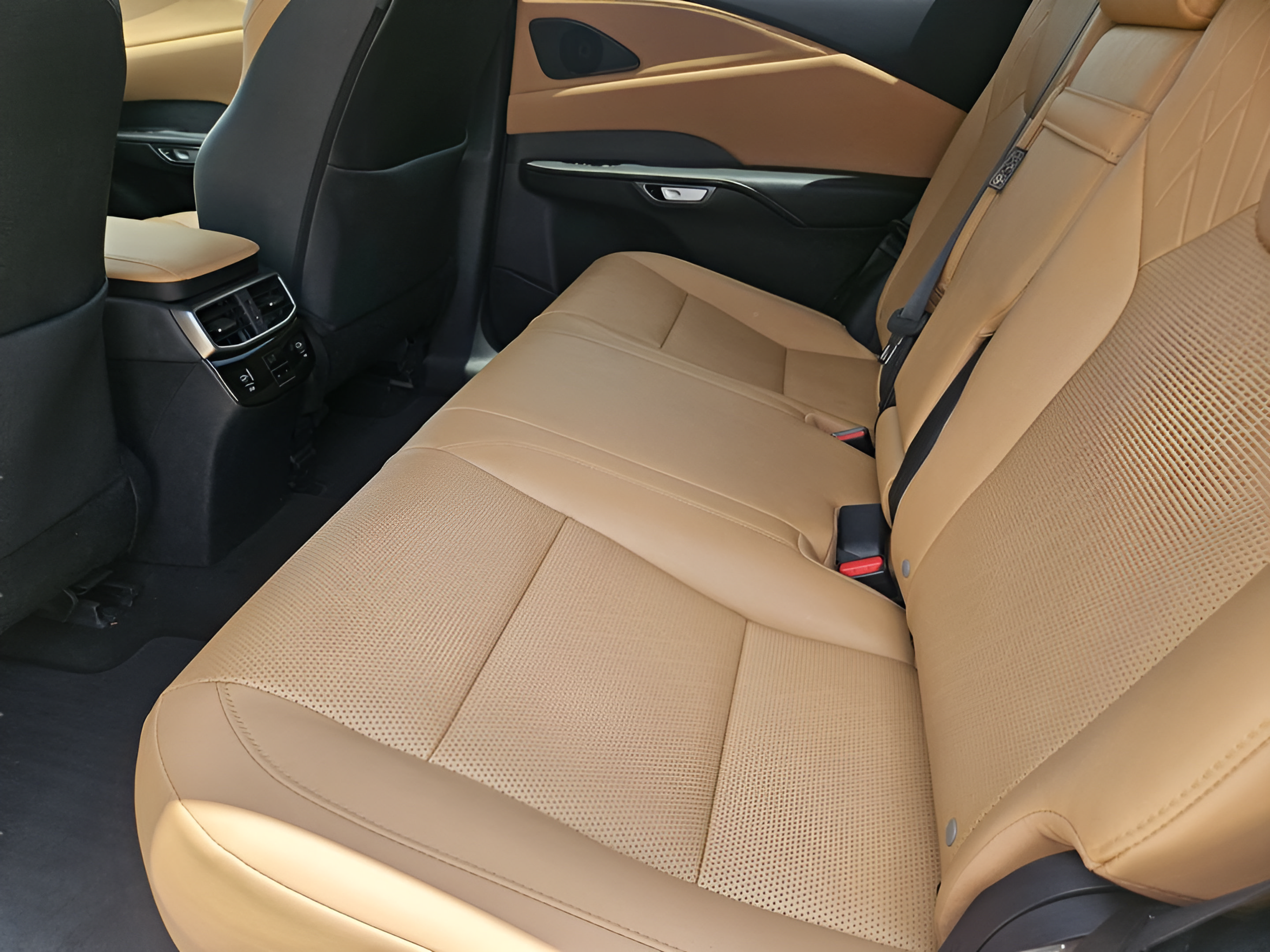 Used 2024 Lexus RX 350 Premium Plus w/ Convenience Package AWD/4WD image 19