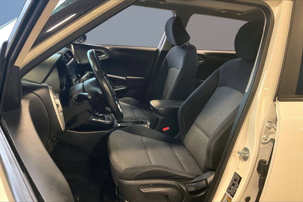 Used 2020 Kia Soul GT-Line w/ GT 2.0L Power Sunroof Package image 21