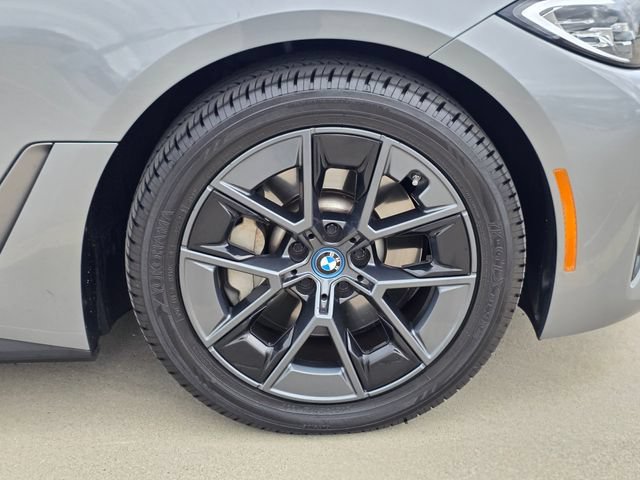 Used 2023 BMW i4 eDrive40 RWD image 8