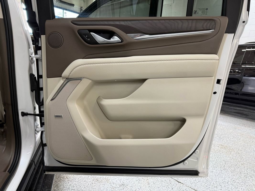 Used 2024 GMC Yukon XL Denali w/ Advanced Technology Package image 23