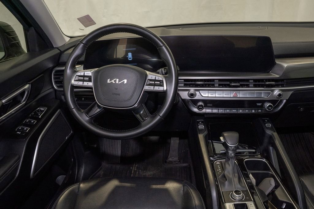 Used 2023 Kia Telluride S image 6