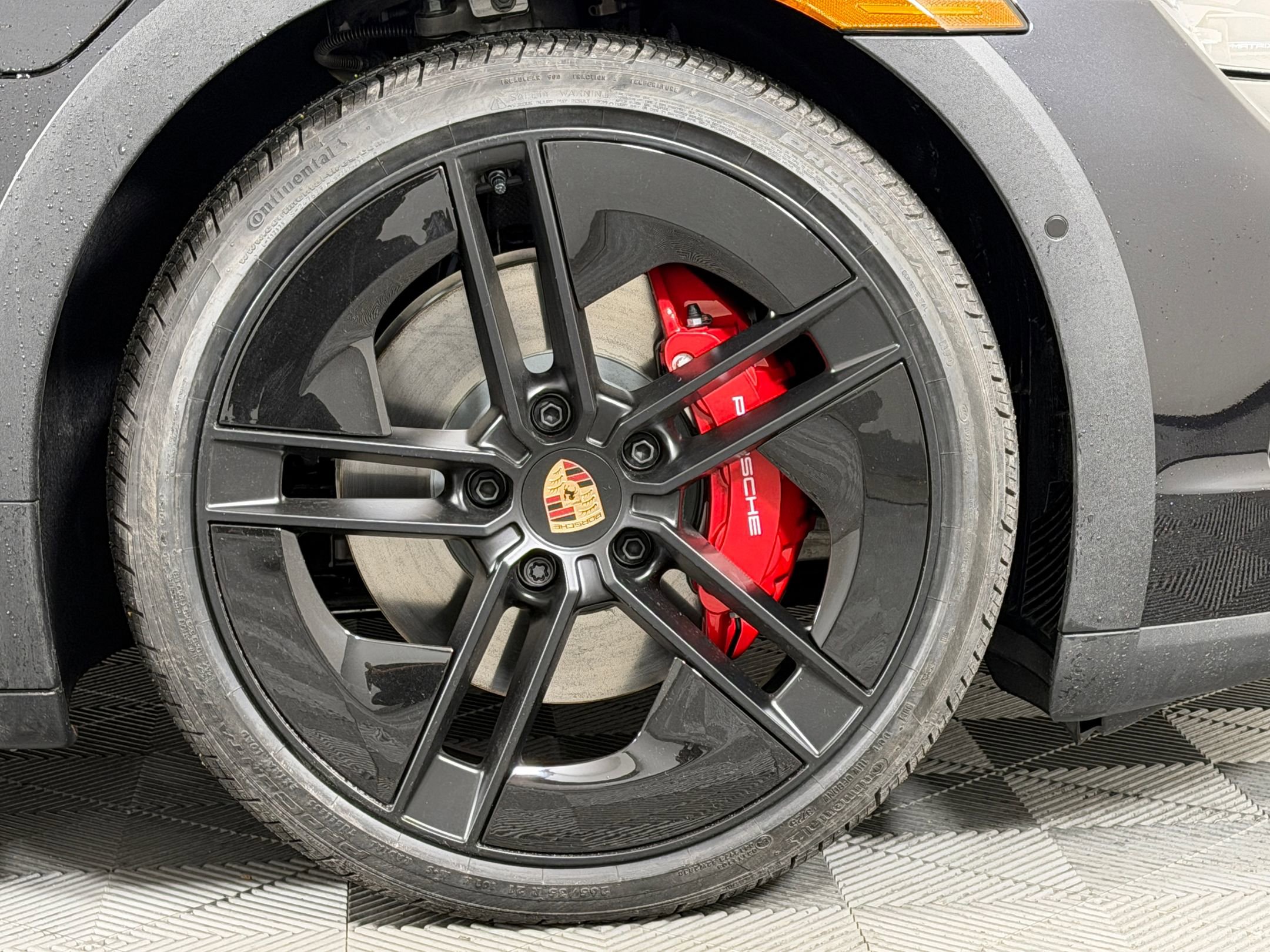 New 2026 Porsche Taycan 4S AWD/4WD image 14