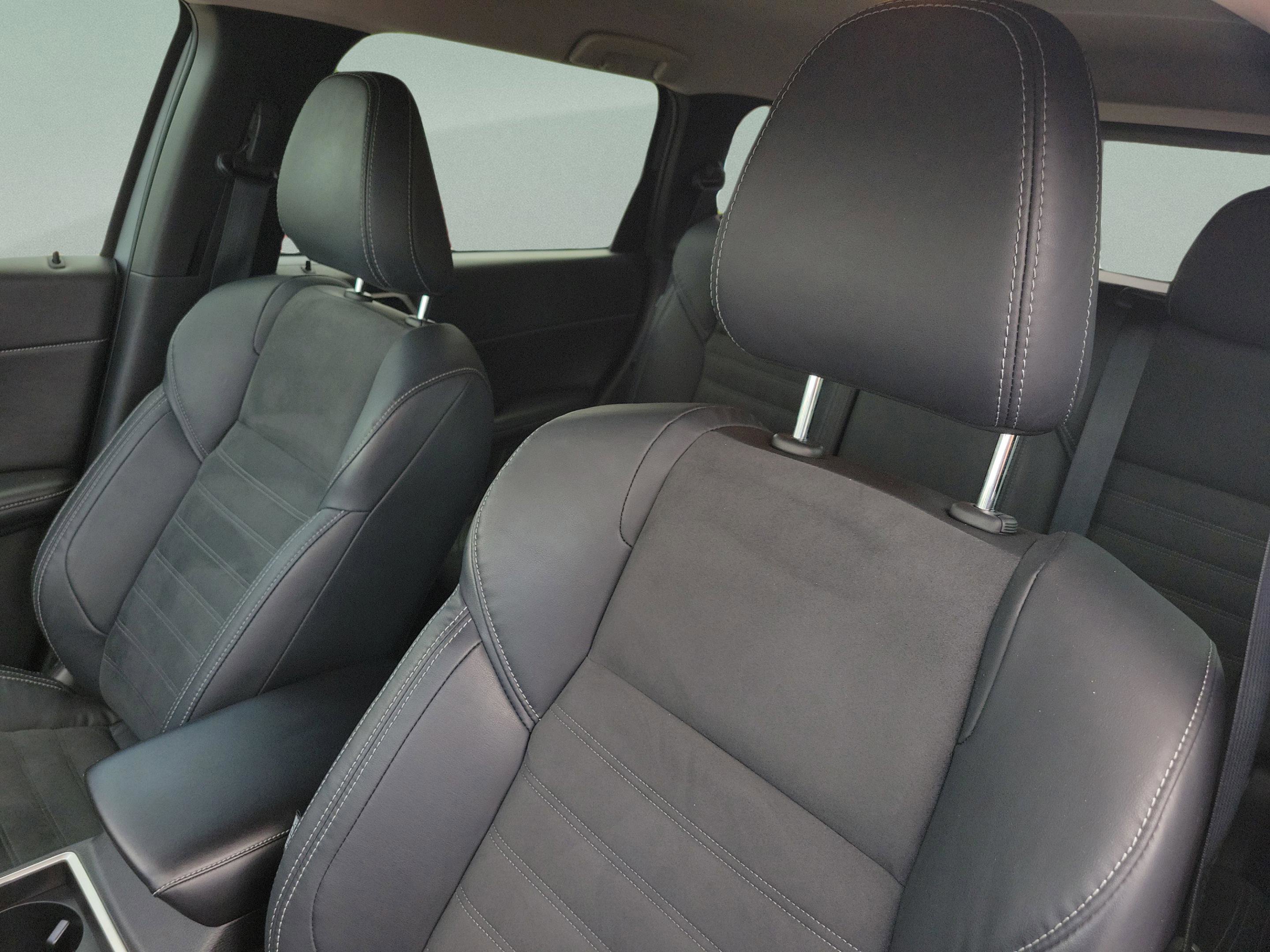 Used 2022 Mitsubishi Outlander SE image 22