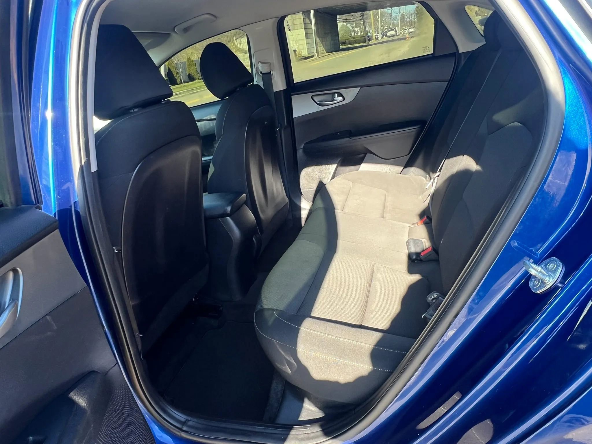 Used 2021 Kia Forte LXS image 27