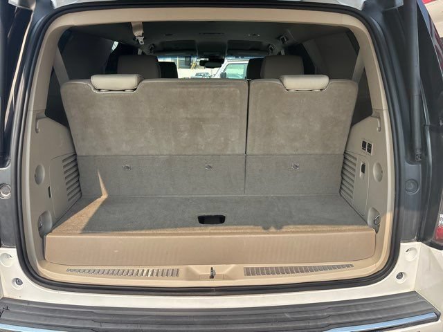Used 2016 GMC Yukon Denali RWD image 11