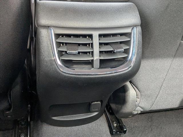 Used 2023 Chevrolet Malibu LT image 20