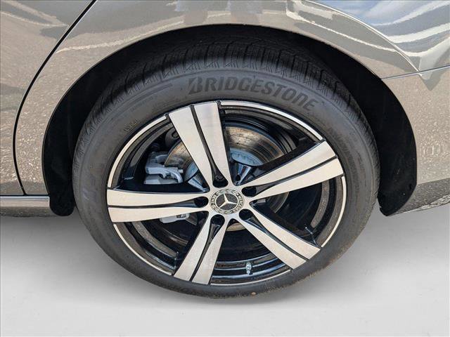 New 2024 Mercedes-Benz C 300 Sedan image 9
