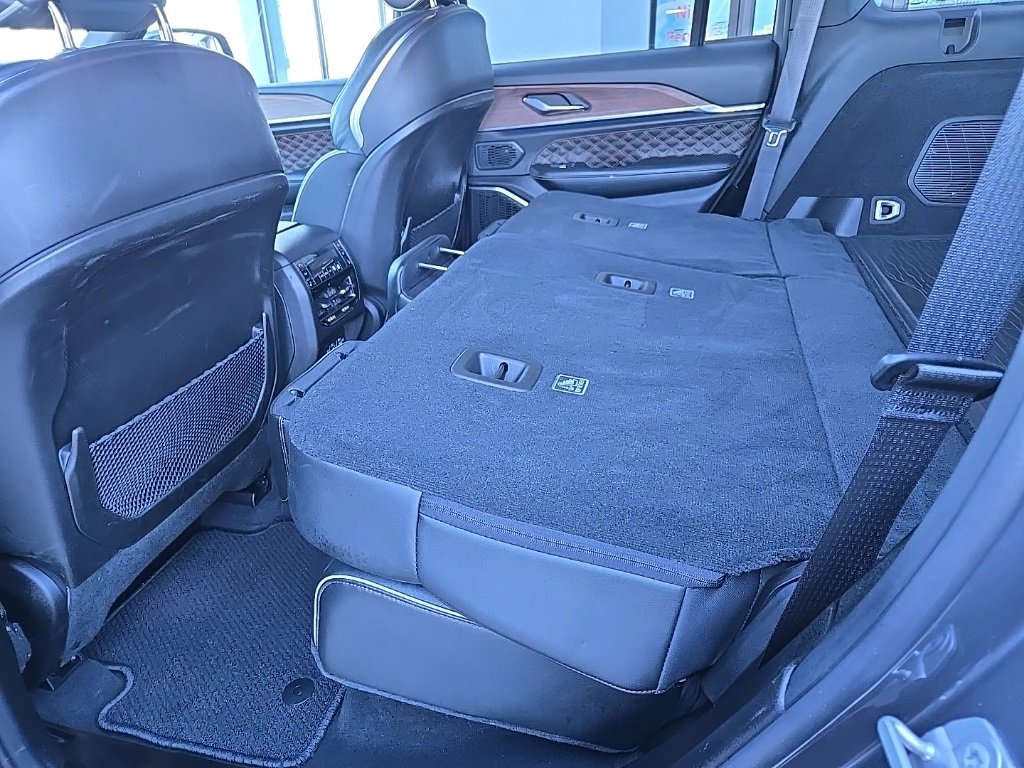 Used 2025 Jeep Grand Cherokee Summit image 97