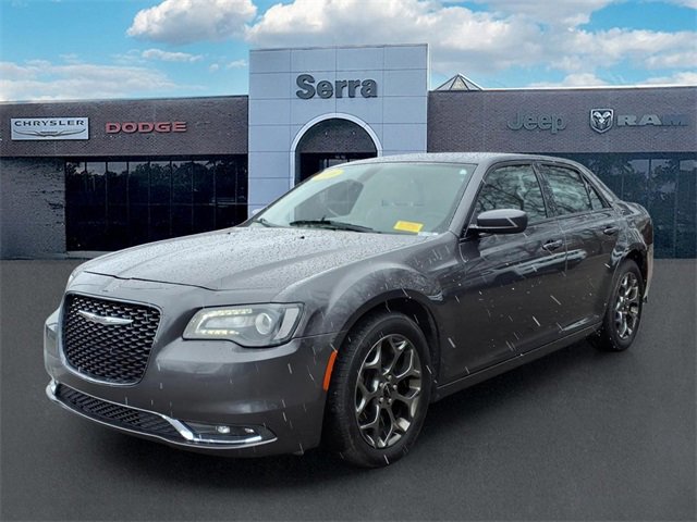 Used 2016 Chrysler 300 S image 3
