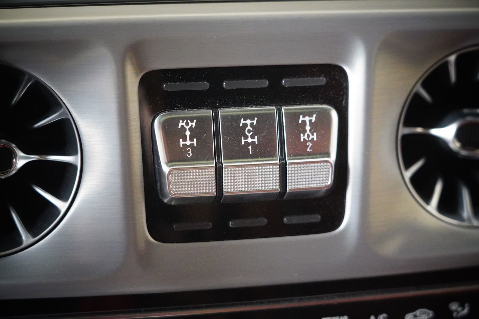 Certified 2021 Mercedes-Benz G 63 AMG 4MATIC image 27