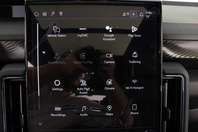 New 2026 GMC Yukon XL AT4 w/ AT4 Premium Plus Package AWD/4WD image 6