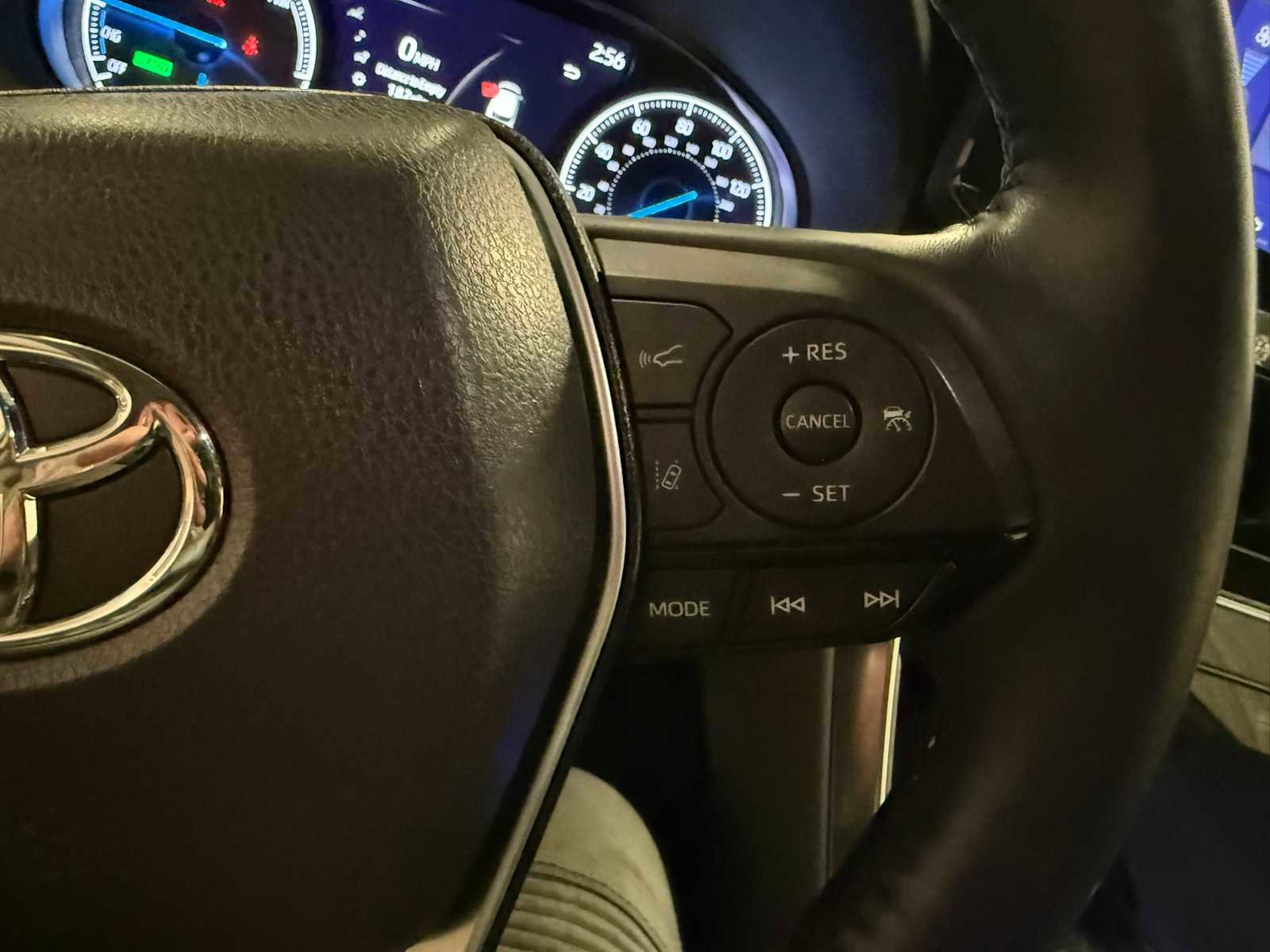 Certified 2021 Toyota Venza Limited image 31