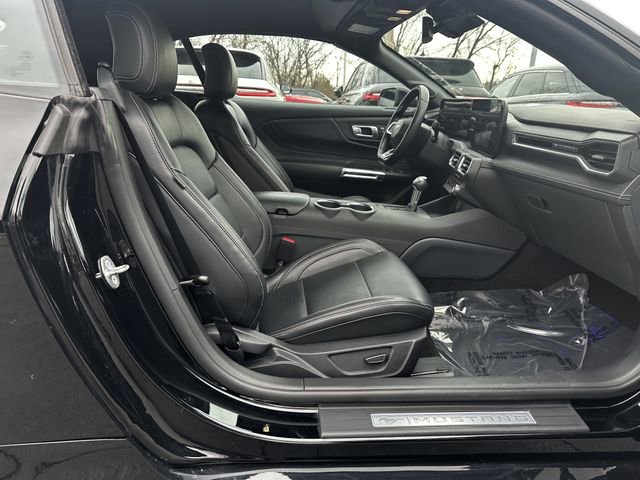 Certified 2025 Ford Mustang Premium image 33