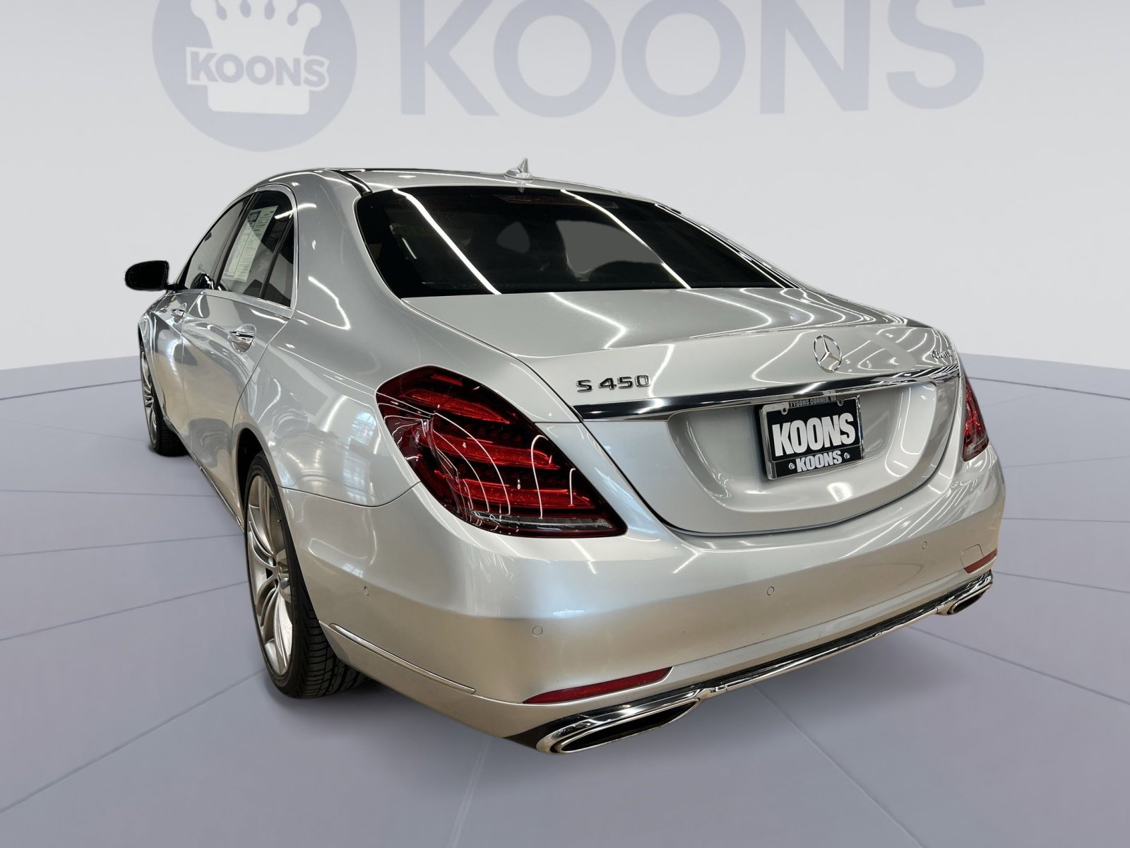 Used 2018 Mercedes-Benz S 450 4MATIC Sedan image 4