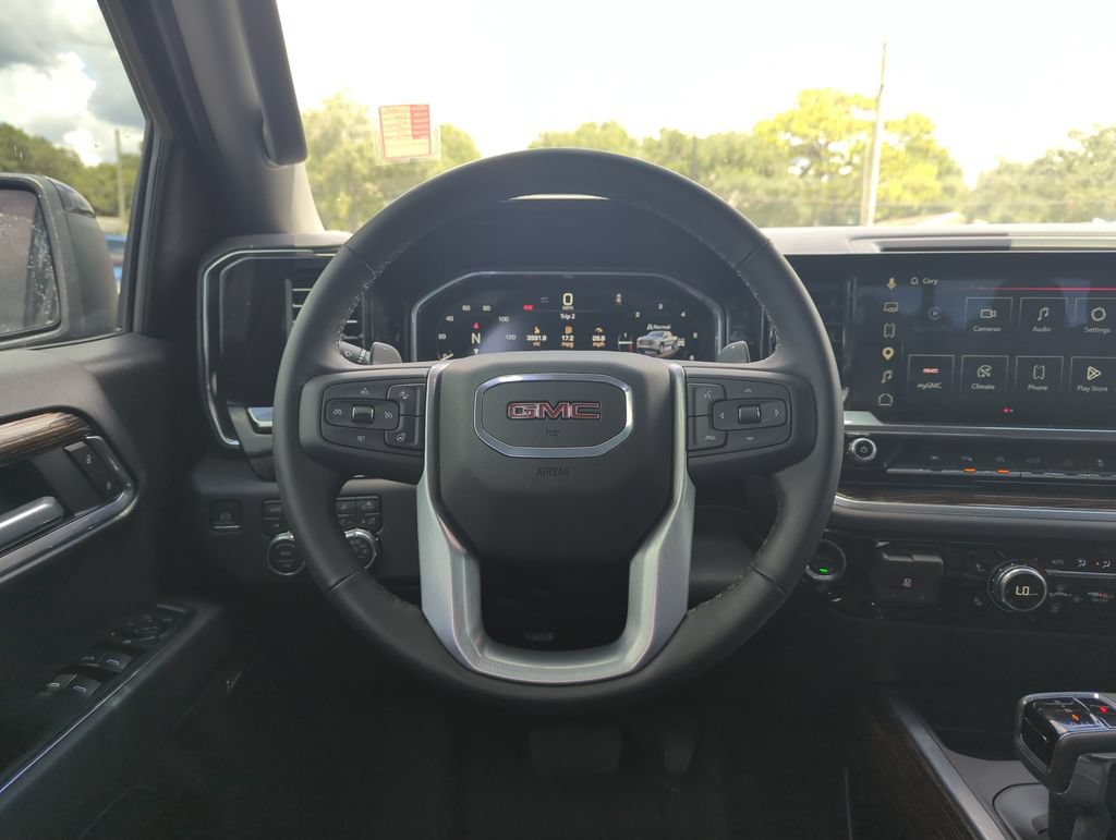 Used 2026 GMC Sierra 1500 Elevation w/ Elevation Premium Package AWD/4WD image 17