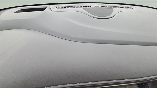 Used 2023 Buick Enclave Avenir w/ Avenir Technology Package image 9