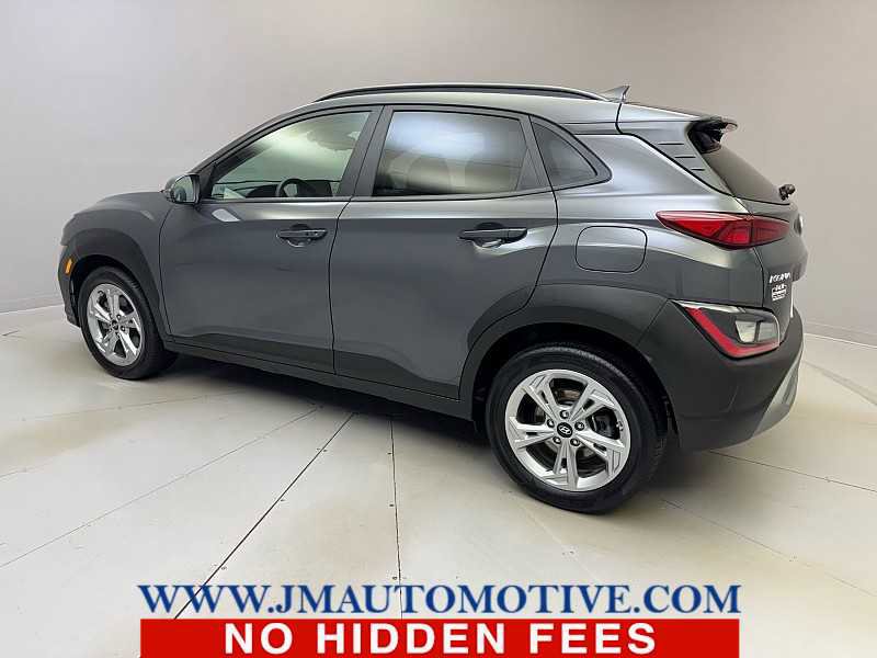 Used 2023 Hyundai Kona SEL image 3