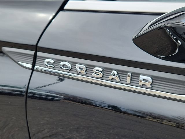 New 2025 Lincoln Corsair Reserve w/ Equipment Group 202A AWD/4WD image 12