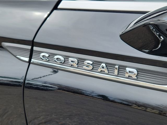 New 2025 Lincoln Corsair Reserve w/ Equipment Group 202A image 12